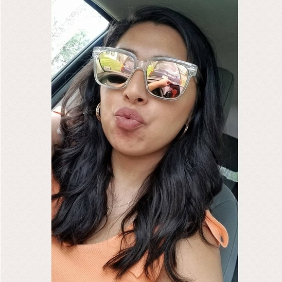 SUNNY DAYS MIRRORED SUNGLASSES - Picture 2 of 2